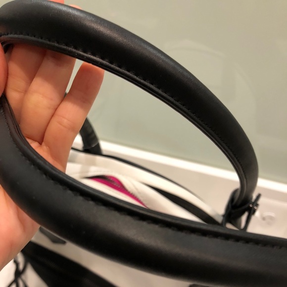 Lululemon Sweat Once A Day Bag ~ White ~ Handles - Picture 15 of 16